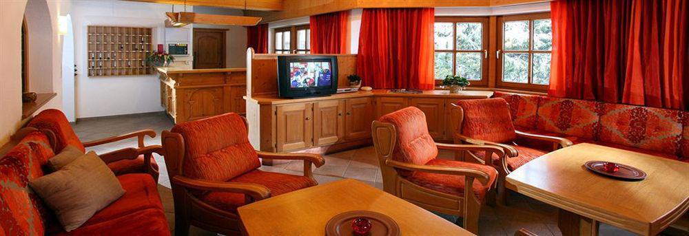 Hotel Taxacher Kirchberg in Tirol Eksteriør bilde