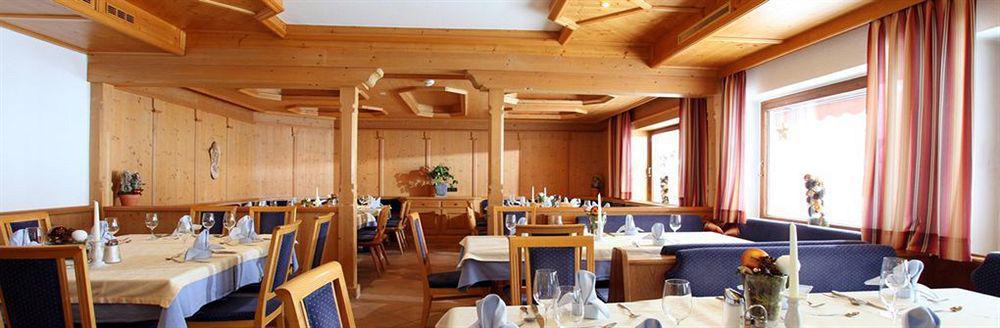 Hotel Taxacher Kirchberg in Tirol Eksteriør bilde